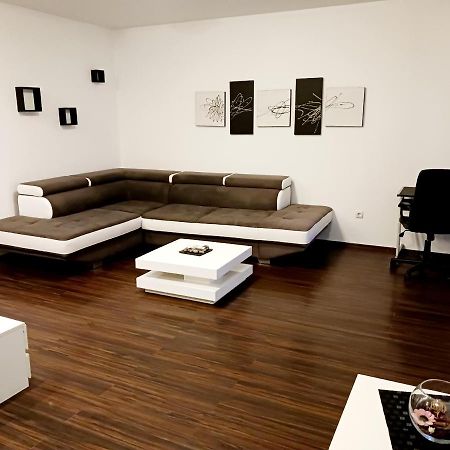 Familyhouse Διαμέρισμα Πούλα Εξωτερικό φωτογραφία